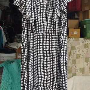 Black n white polka dot dress
